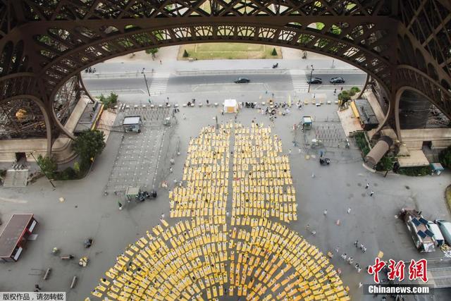 世界各地民众集体练瑜伽庆祝国际瑜伽日