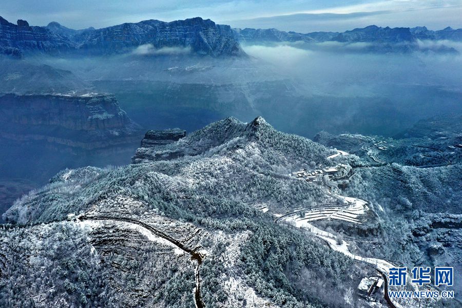 林州太行山：雾凇美景惹人醉