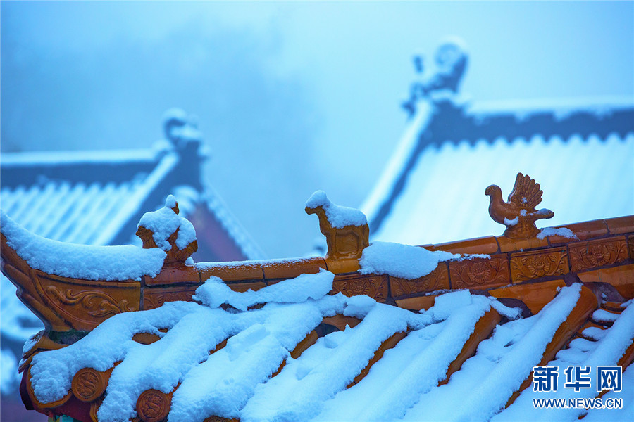 平顶山市鲁山县：古寺雪韵