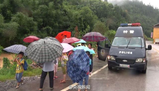 贵州"千户侗寨"遇十年最强降雨 洪水急如猛兽