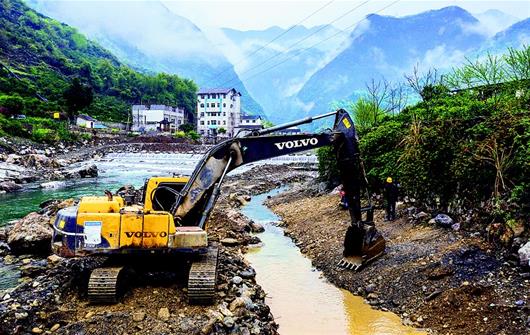 兴山修复香溪河流域生态