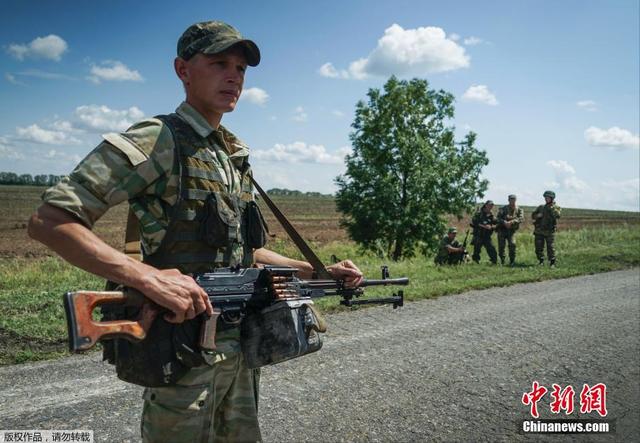 马航MH17空难一周年 空难报告指向乌民间武装