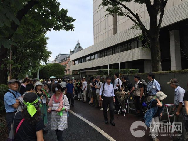 安倍因参拜靖国神社吃官司