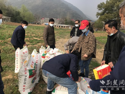 黄石阳新县烟草专卖局：下足绣花功夫 打造扶贫样本