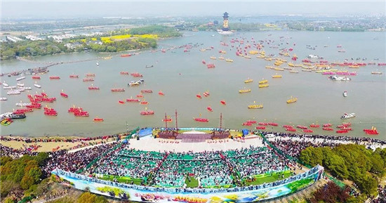 （原创 本网专稿 三吴大地泰州 移动版）突出文旅融合 泰州旅游节活动精彩纷呈（条目标题）泰州水城水乡国际旅游节开幕