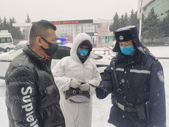 视觉牡丹江：疫情防控一线风雪中的值守