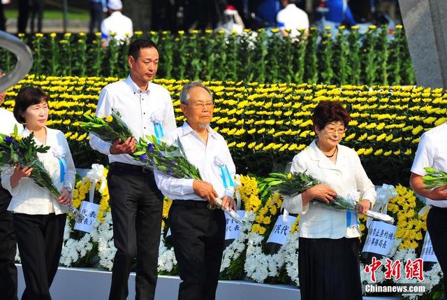 广岛核爆70周年纪念日 市民"呛声"安倍反安保