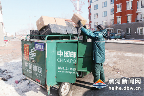 黑河五大连池风景区快递员：防控前沿的绿色坚守