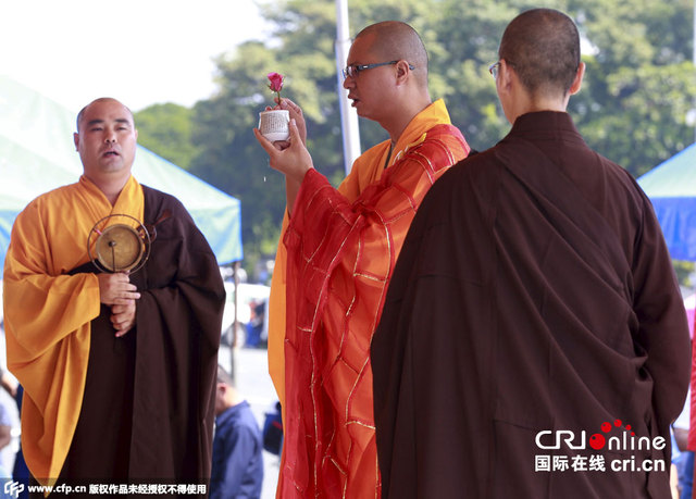 菲律宾举行悼念仪式 纪念大巴劫持事件5周年