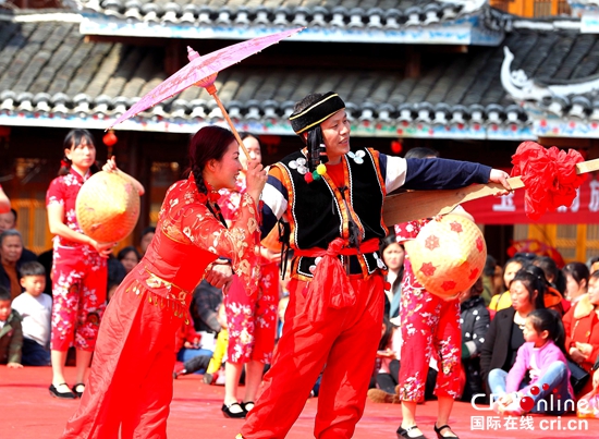 【新春走基层】贵州玉屏：侗乡幸福年 欢歌别样春