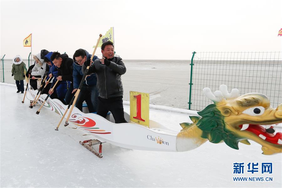 内蒙古达里诺尔湖冬捕旅游热