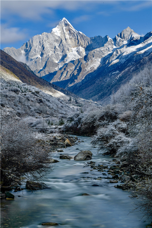 四姑娘山：冬季美景不打烊