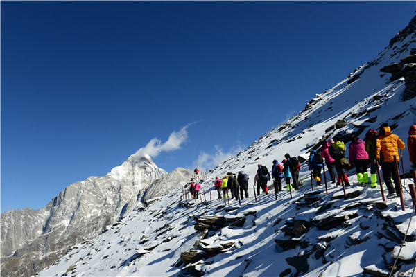 四姑娘山：冬季美景不打烊