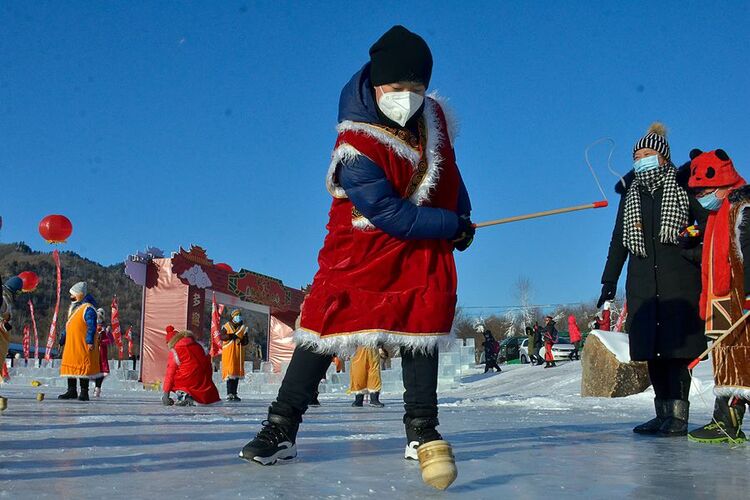 第十届中国伊春森林冰雪欢乐季开幕