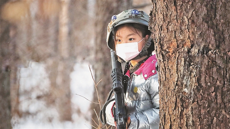 冰雪小勇士 雪场角逐