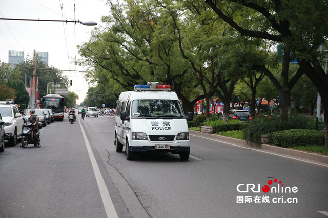 郭美美今日北京受审 庭审现场曝光