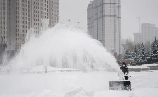 风雪战疫人！因为有你，春天可期……