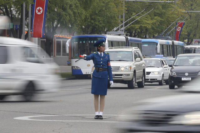 实拍朝鲜劳动党成立70周年前夕的平壤