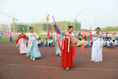 【河南供稿】漯河市第三初级中学2019年春季运动会举行