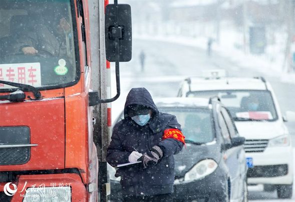 龙江三月初雪 致敬雪天战“疫”的你！