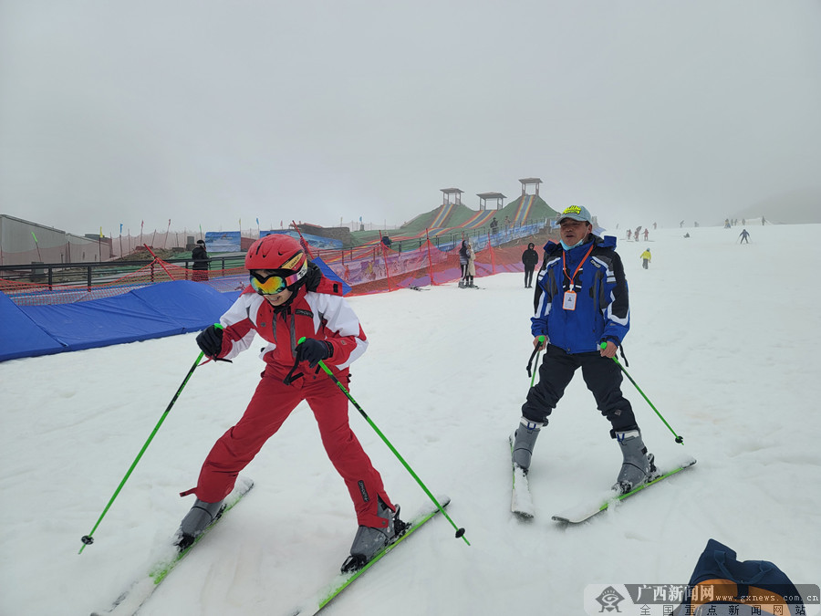 广西全州县“迎冬奥·桂林天湖冰雪季”盛大开幕