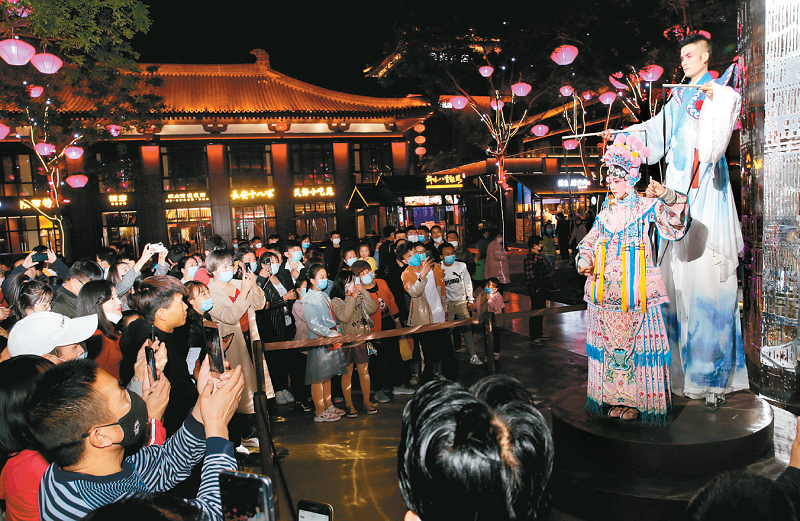 城市IP赋能 吸引力硬核升级 西安文旅“逆风扬帆” 彩！彩！彩！