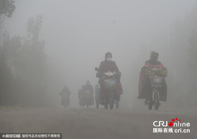 全国各地现雾霾天气 多地能见度不足500米