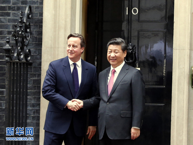 习近平同英国首相卡梅伦举行会谈