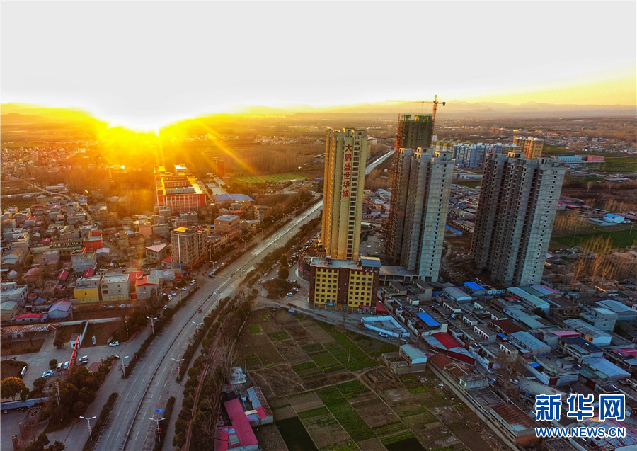 【焦点图-大图】【移动端-轮播图】河南省鲁山县：春色满园关不住