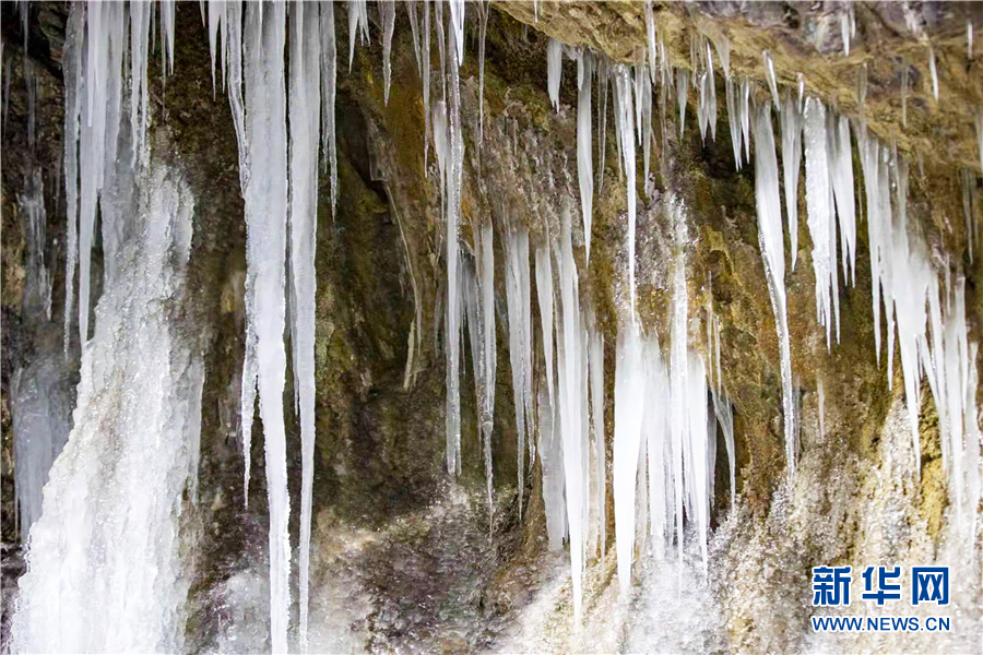 冬季到神农架邂逅一场冰雪奇缘