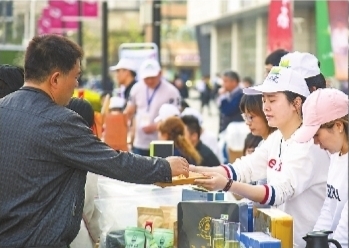 1000份五峰农产品直供武汉 在家门口就能吃上土家美味