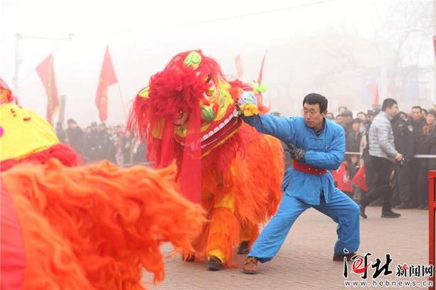 广宗群众乐享民间艺术大餐（图）