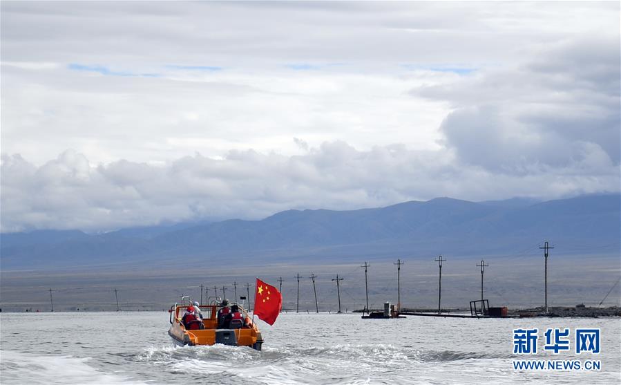 青海茶卡盐湖旅游热度持续不减