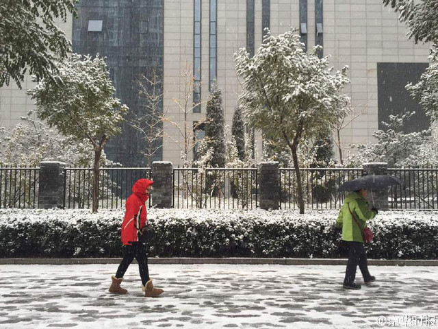 北京发布暴雪蓝色预警信号 连续降雪4天