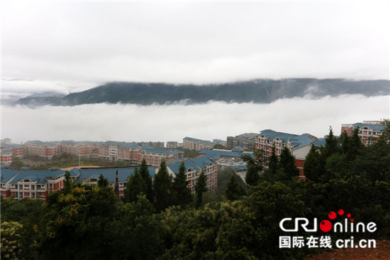 已过审【区县联动】重庆巫山惊现罕见云龙奇观【区县联动】重庆巫山惊现罕见云龙奇观