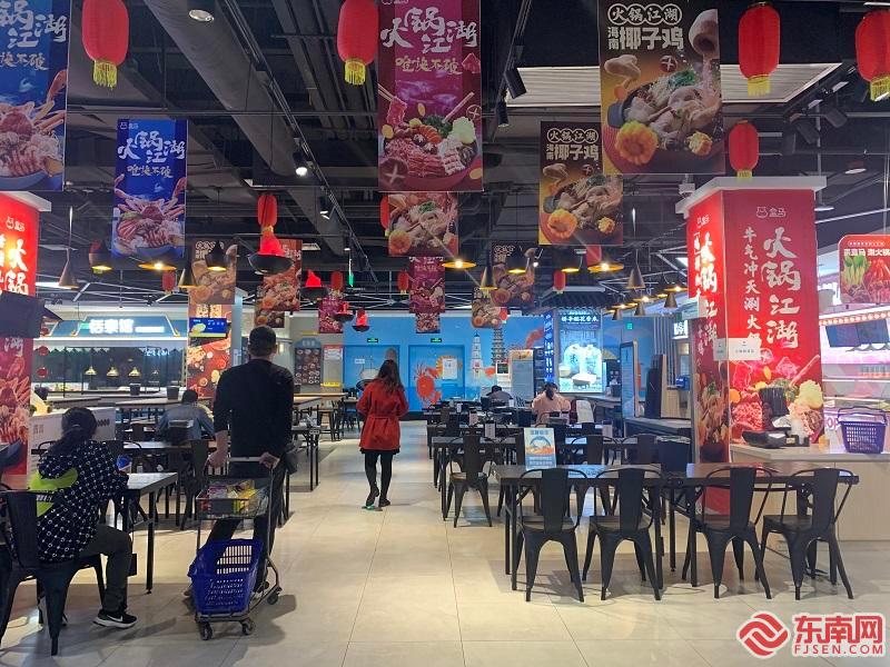 福建商务部门多措并举 各地餐饮业陆续开放堂食