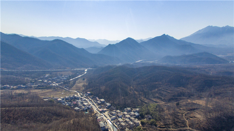 【原创】平顶山市鲁山县：自助式农家院成就黄沟村蜕变_fororder_微信图片_20210119103928