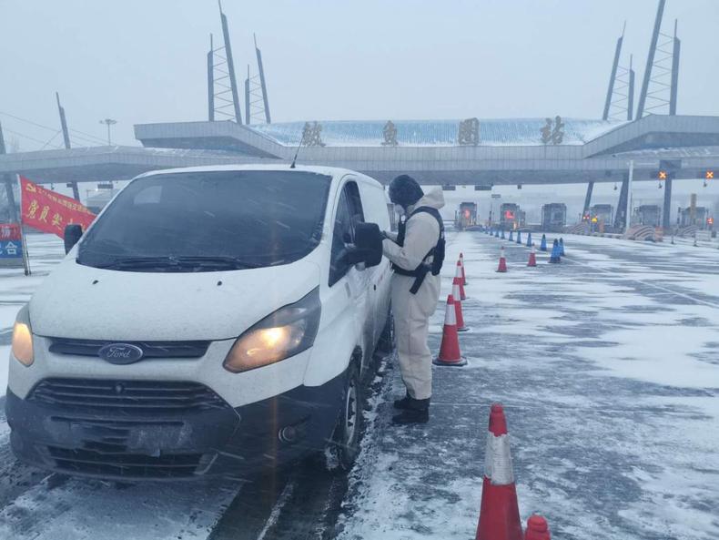 “抗击疫情 警徽在闪耀”|营口市双警家庭徐和柏和妻子夏雪莲 双份的付出与坚守