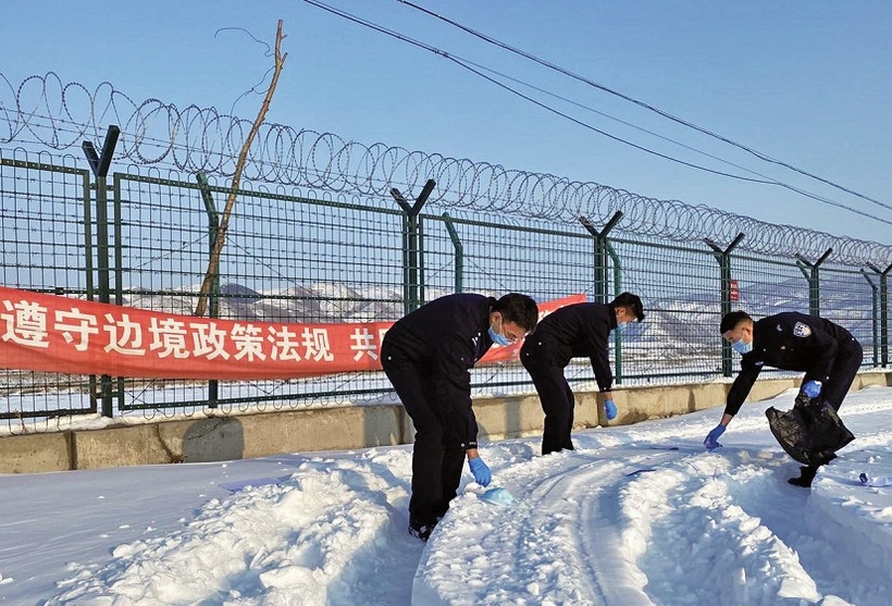 保护母亲河 延边边境管理支队开山屯边境派出所开展主题公益活动