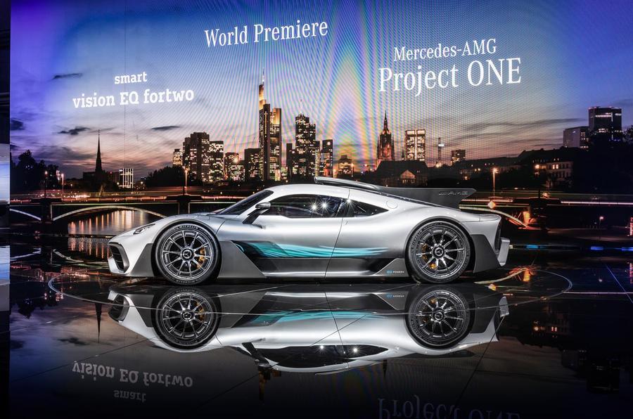 【汽车·房产 图 显示图在稿件最下方】奔驰AMG Project One超跑亮相 媲美F1赛车