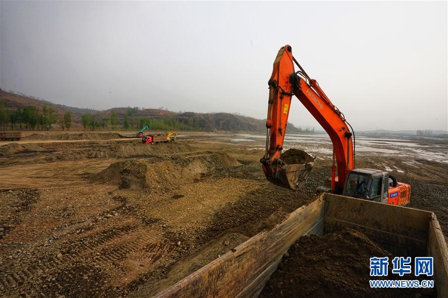 河北迁西：治理矿区打造生态休闲公园