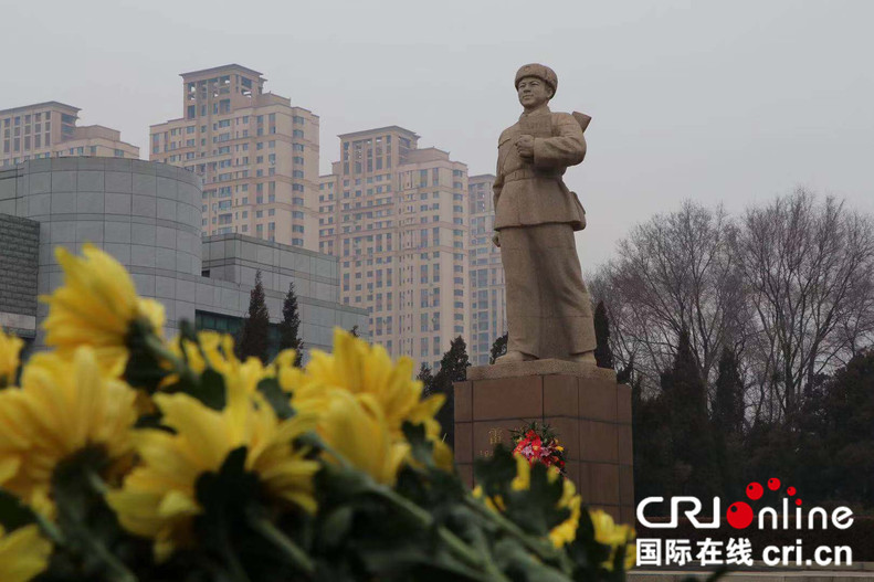 “雷锋学院”揭牌 辽宁掀起新时代学雷锋热潮_fororder_1.791x527