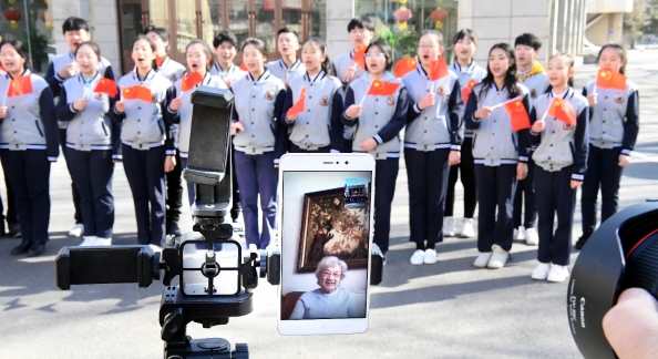 （缓）开学第一天 沈阳60余万学生唱响《我和我的祖国》