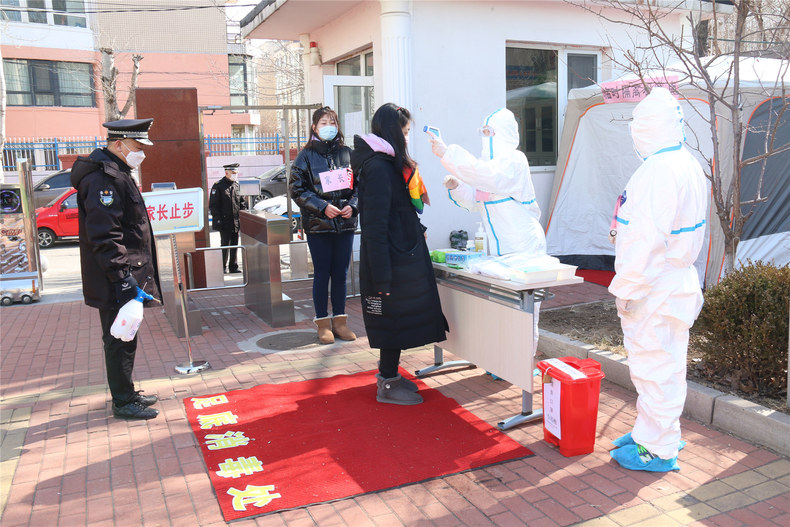 沈阳小北幼儿园开展疫情防控应急演练