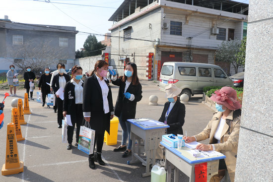 【河南供稿】平顶山汝州市：开展疫情防控模拟演练 为开学季做准备