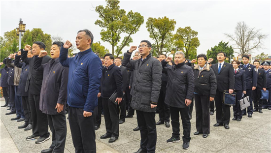 泰州市举办政法队伍教育整顿主题报告会_fororder_图片1