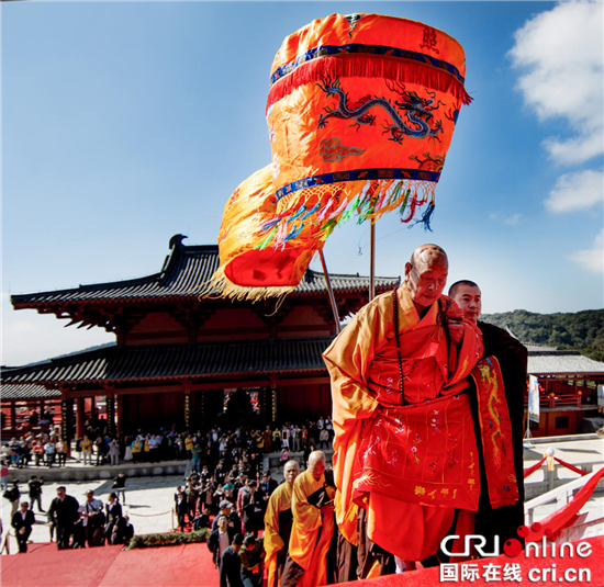 已过审【行游巴渝 图文】国庆出游要休闲自由 金佛山上去赏秋