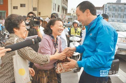 朱立伦批蔡英文最大问题是“立场变来变去”