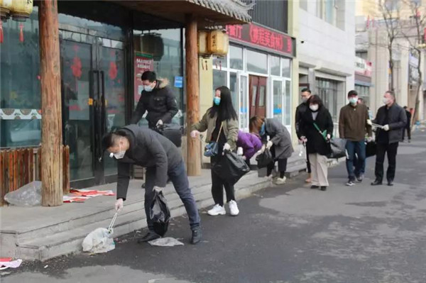 长春市直机关党员干部积极参加净月高新区 “环境清洁周”系列活动