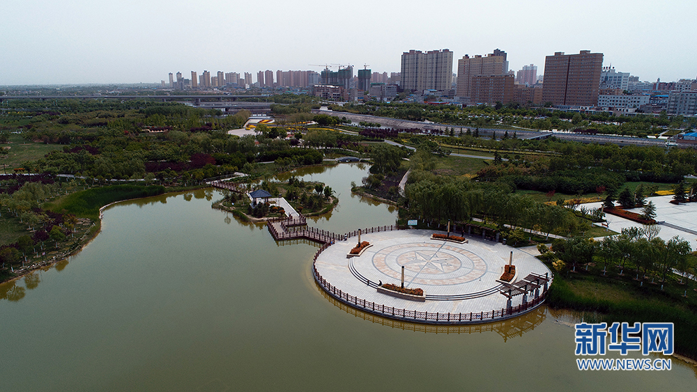 陕西：山河交错打造富阎板块“城市绿肺”